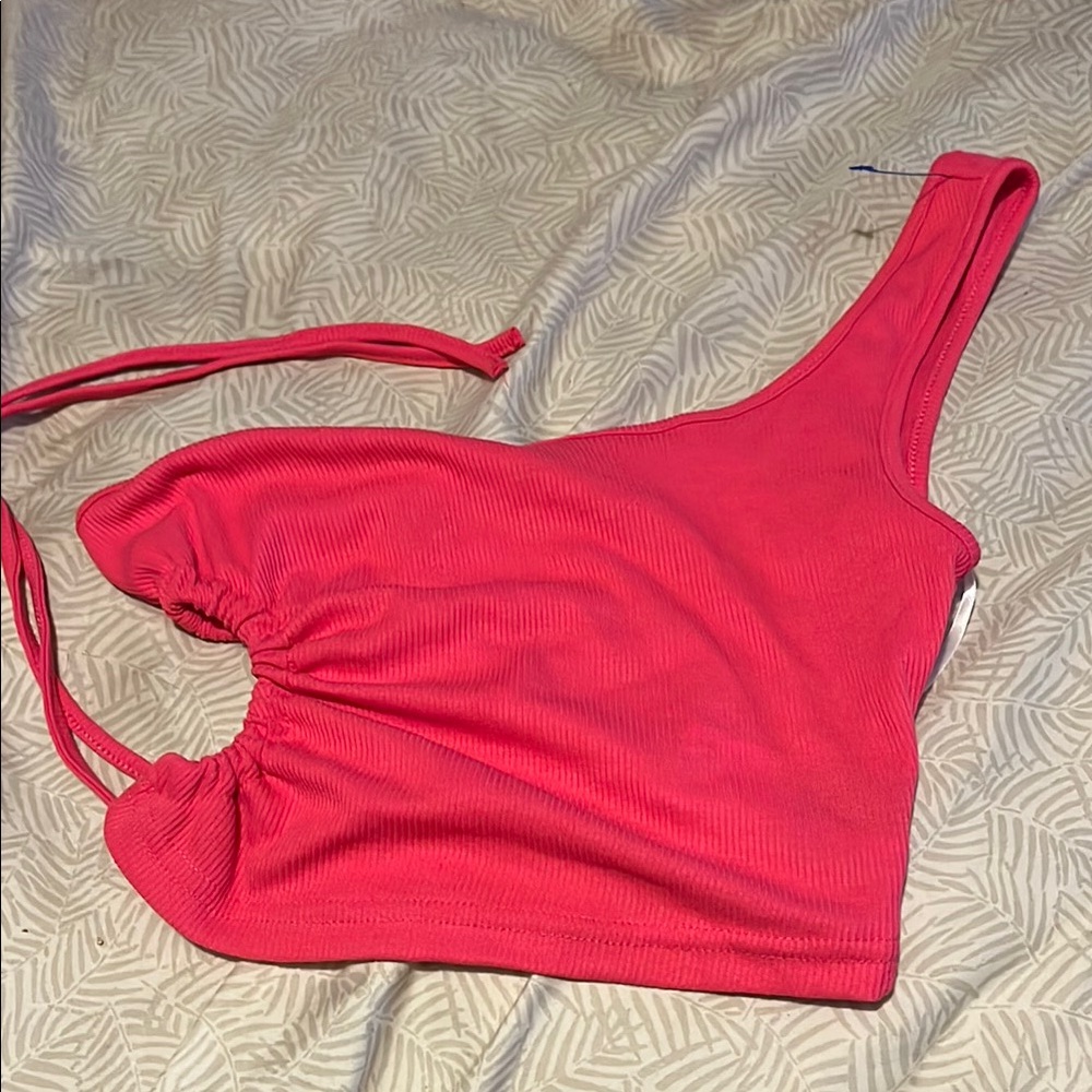 SHEIN Red One-Shoulder Crop Top